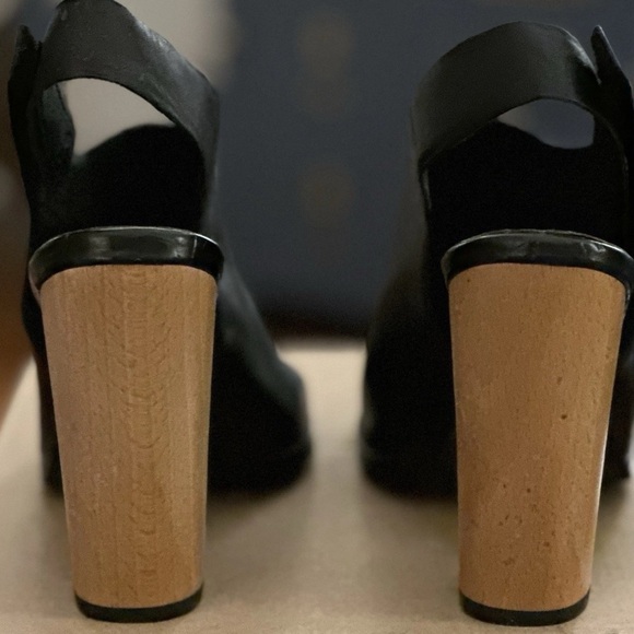 Audrey Brooke Black Leather Slingback Sandal Wood Heel Peep Toe Women's 9.0 - Picture 3 of 8